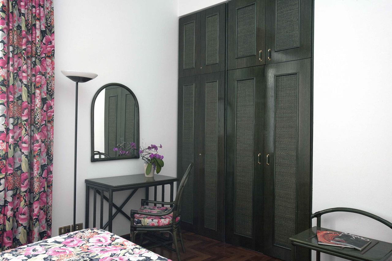 Lord Nelson - Camere Chiavari Esterno foto