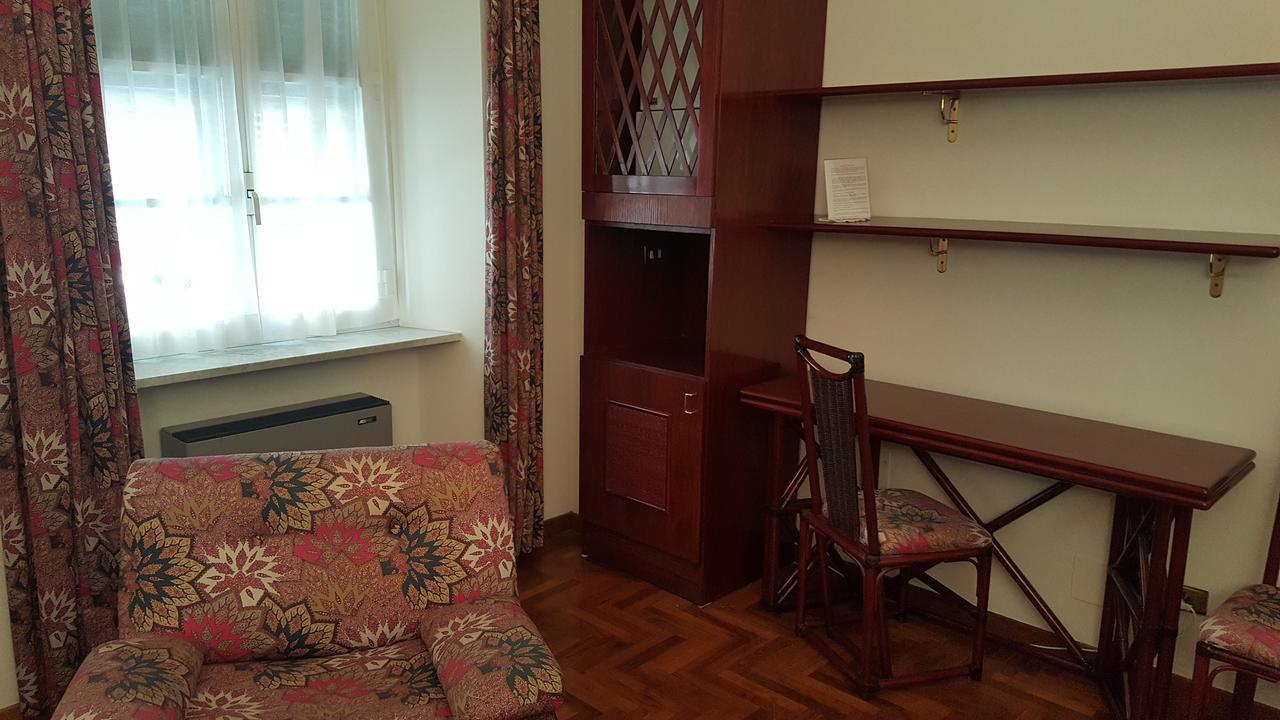 Lord Nelson - Camere Chiavari Esterno foto